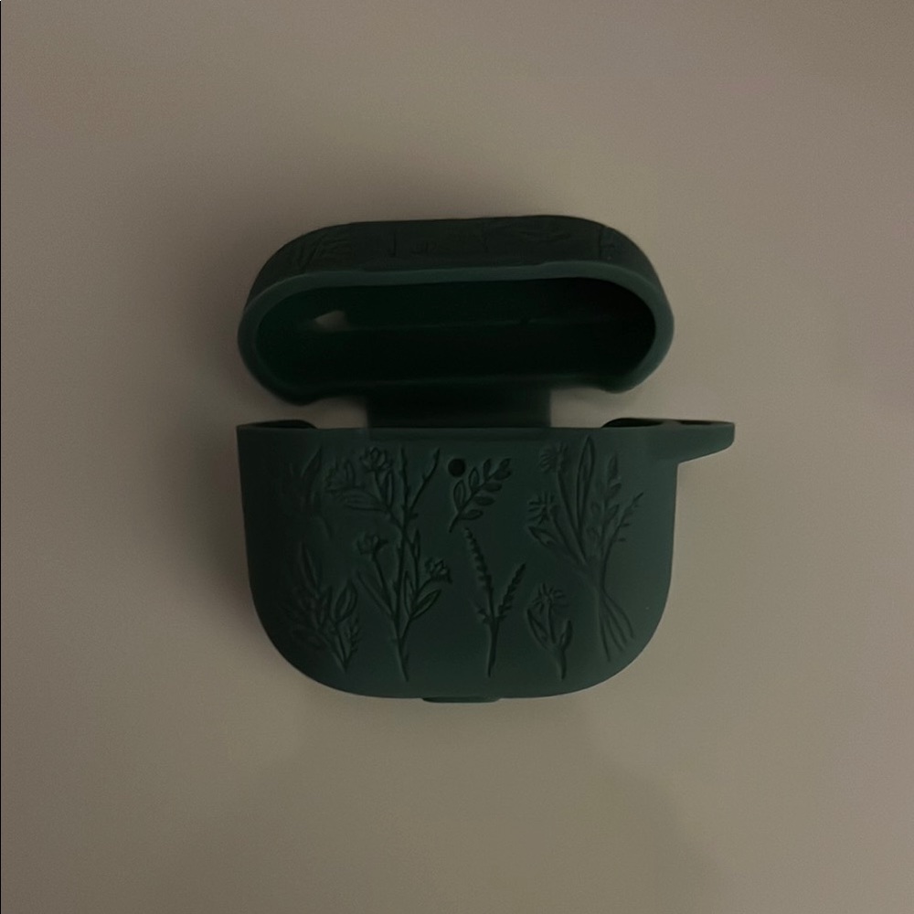 Brand New Airpods 4 (Unused) - Picture 5 of 5